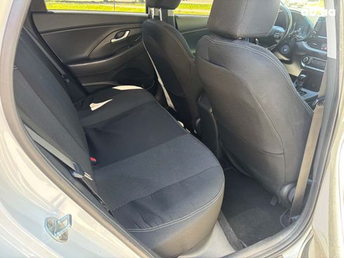 Hyundai i30 2017 белый - фото 17