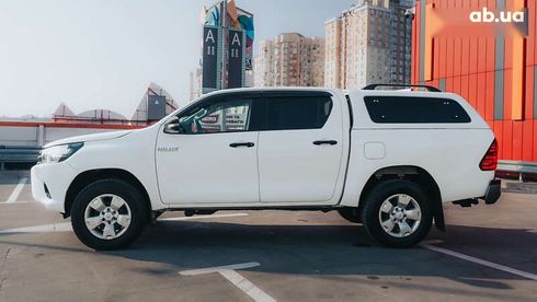 Toyota Hilux 2019 - фото 4