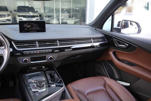 Audi Q7 2018 - фото 17
