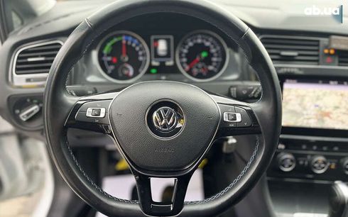 Volkswagen e-Golf 2020 - фото 13