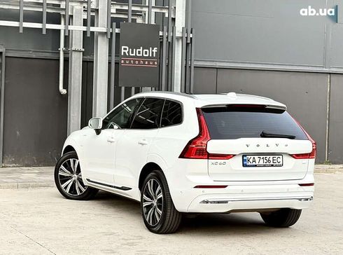 Volvo XC60 2021 - фото 12