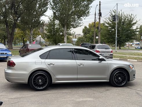 Volkswagen passat b7 2012 серый - фото 6
