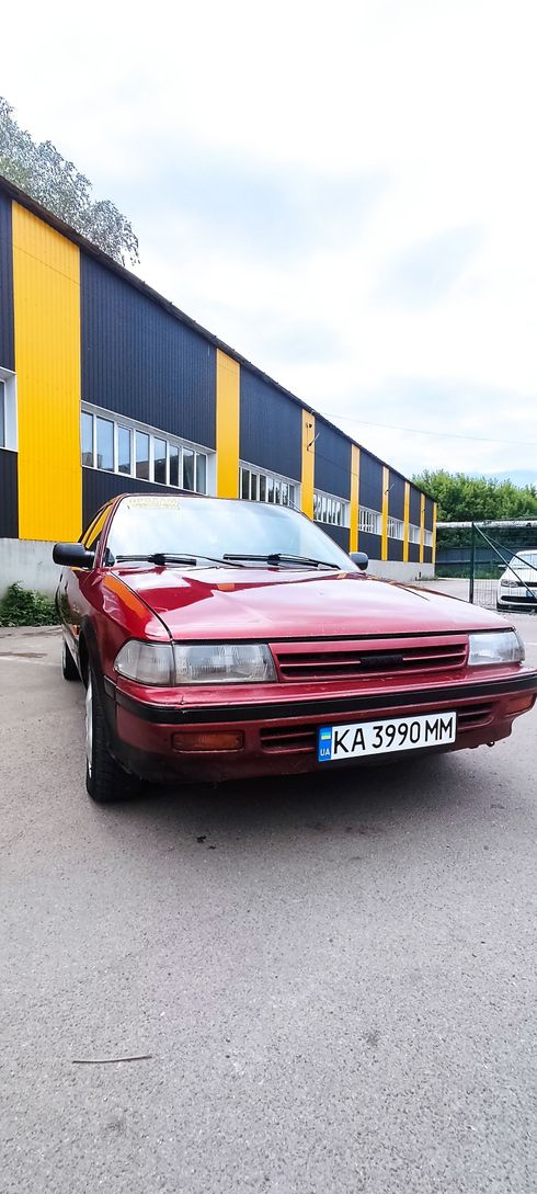 Toyota Carina 1990 красный - фото 8