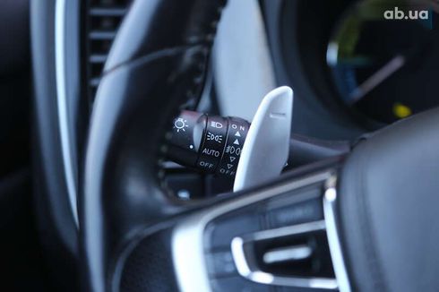 Mitsubishi Outlander 2017 - фото 22