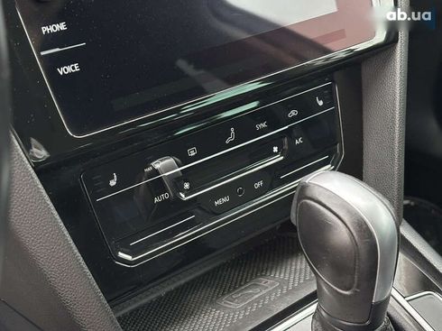 Volkswagen Passat 2022 - фото 23