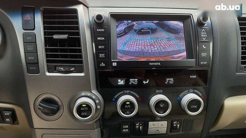 Toyota Sequoia 2013 - фото 24
