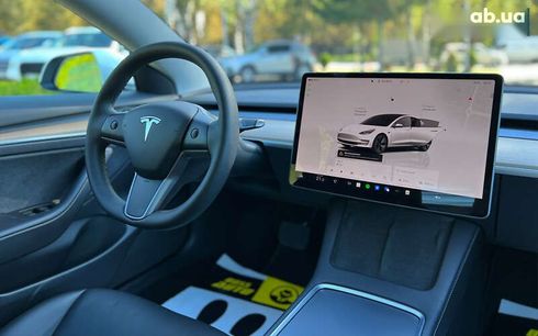 Tesla Model 3 2022 - фото 13