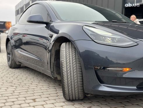 Tesla Model 3 2021 серый - фото 16