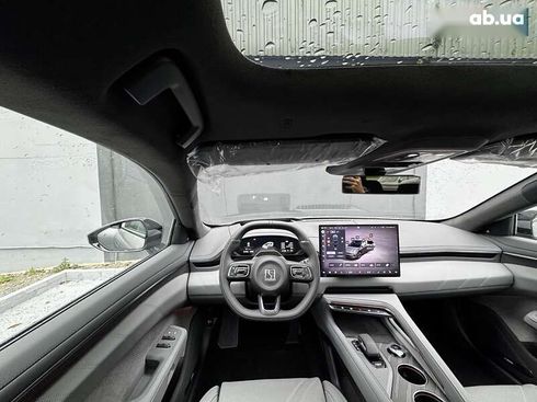 Zeekr 001 2025 - фото 10