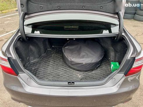 Toyota Camry 2017 - фото 25