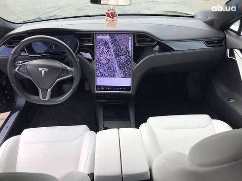 Tesla Model S 2019 - фото 15