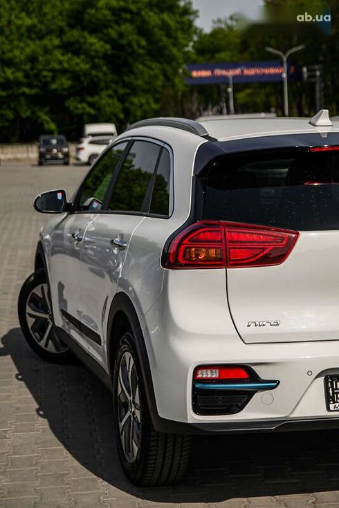 Kia Niro 2021 - фото 9