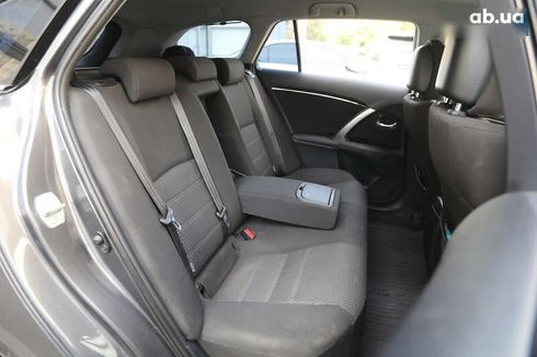Toyota Avensis 2012 - фото 7