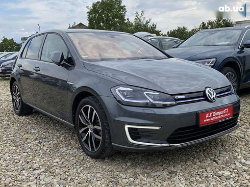 Volkswagen e-Golf 2020 - фото 29