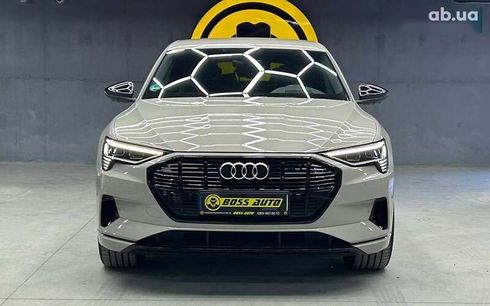 Audi E-Tron 2021 - фото 2