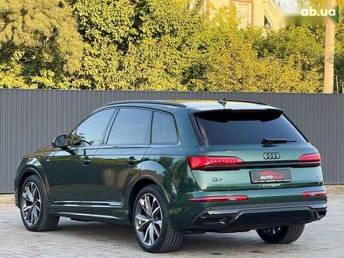 Audi Q7 2021 - фото 6