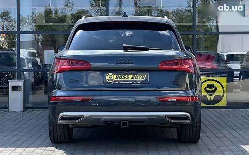 Audi Q5 2017 - фото 5