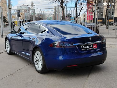 Tesla Model S 2017 синий - фото 4