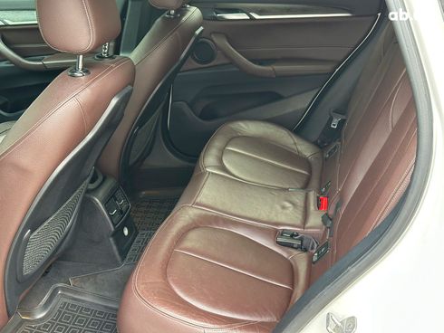 BMW X1 2015 белый - фото 15