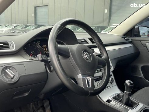 Volkswagen passat b7 2013 серый - фото 38