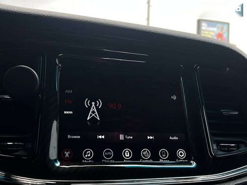Dodge Challenger 2017 - фото 15