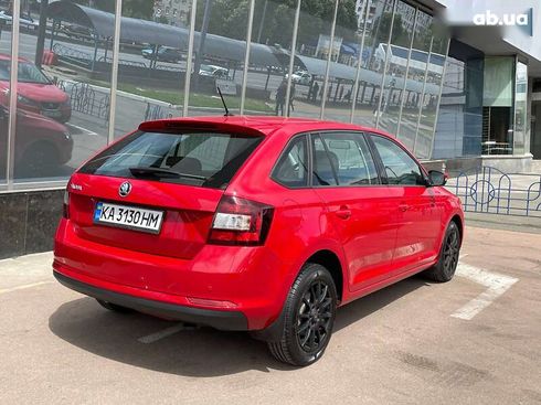 Skoda Spaceback 2018 - фото 5