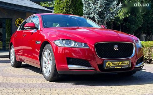 Jaguar XF 2017 - фото 9