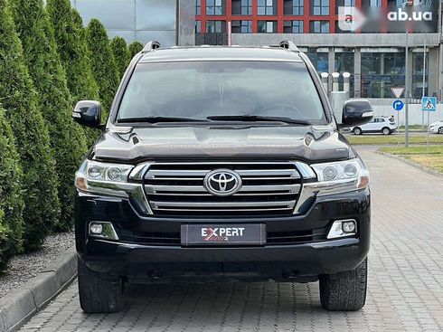 Toyota Land Cruiser 2016 - фото 28