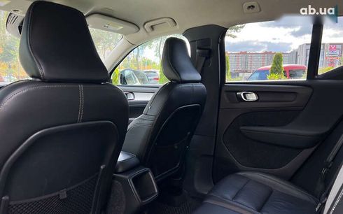 Volvo XC40 2022 - фото 19
