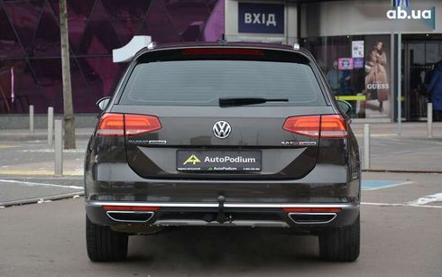 Volkswagen passat alltrack 2017 - фото 9