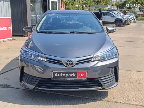 Toyota Corolla 2016 серый - фото 4