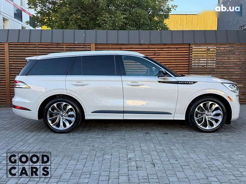 Lincoln Aviator 2020 - фото 8