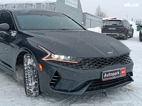 Kia K5 2020 серый - фото 21