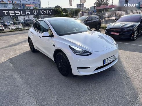Tesla Model Y 2021 - фото 16