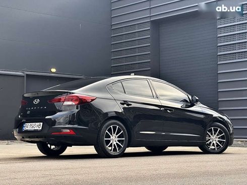 Hyundai Elantra 2018 - фото 6