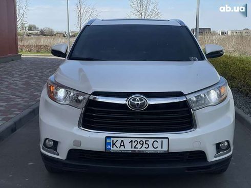 Toyota Highlander 2015 - фото 2