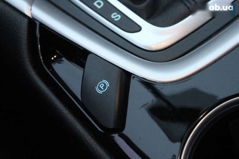 Ford Fusion 2016 - фото 29