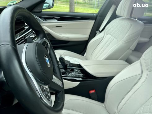 BMW 5 серия 2022 - фото 6