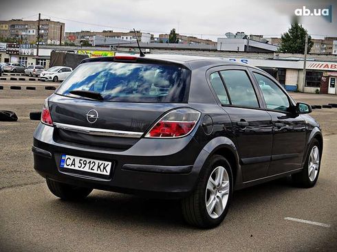 Opel Astra 2009 - фото 3