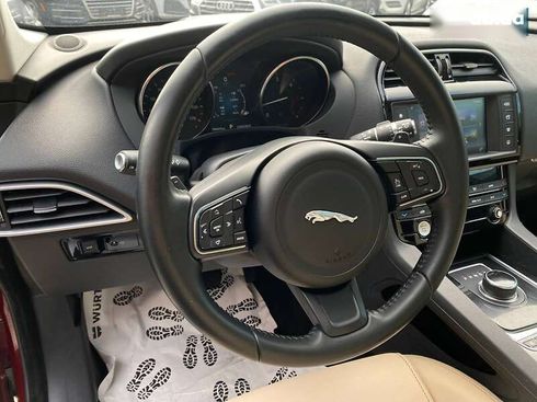 Jaguar F-Pace 2016 - фото 14