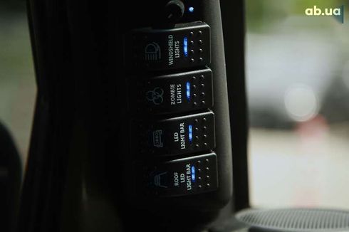 Jeep Wrangler 2017 - фото 18