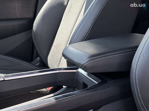 Audi e-tron S 2021 - фото 16