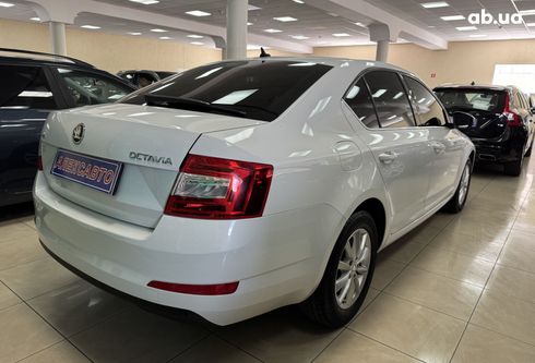 Skoda Octavia 2016 белый - фото 11
