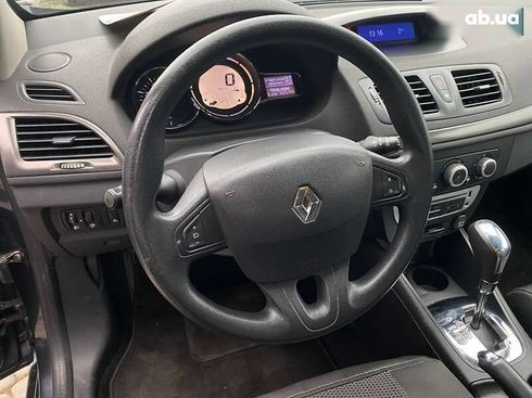 Renault Megane 2013 - фото 11