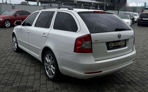 Skoda Octavia 2010 - фото 5