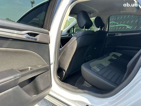 Ford Fusion 2019 - фото 15