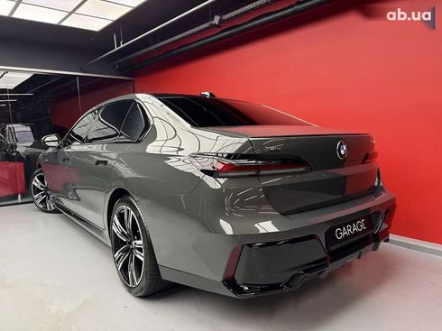 BMW 7 серия 2023 - фото 25