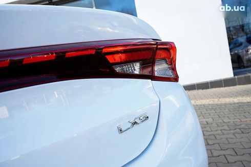 Kia K5 2021 - фото 11