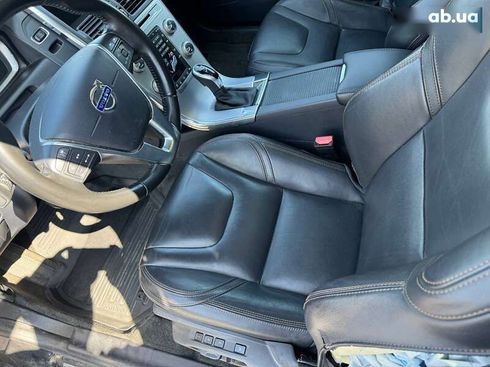 Volvo XC60 2017 - фото 13