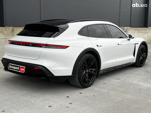 Porsche Taycan 2021 белый - фото 26